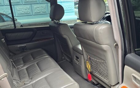 Toyota Land Cruiser 100 рестайлинг 2, 2004 год, 1 500 000 рублей, 7 фотография