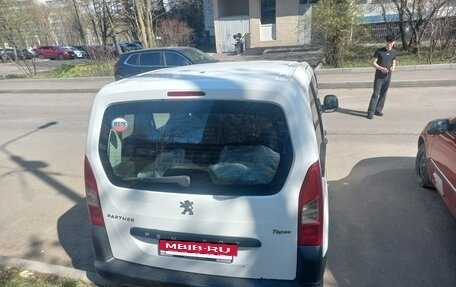 Peugeot Partner II рестайлинг 2, 2010 год, 410 000 рублей, 4 фотография
