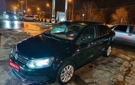 Volkswagen Polo VI (EU Market), 2013 год, 870 000 рублей, 1 фотография