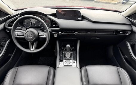 Mazda 3, 2022 год, 1 950 000 рублей, 11 фотография