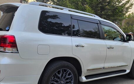 Toyota Land Cruiser 200, 2019 год, 8 800 000 рублей, 3 фотография