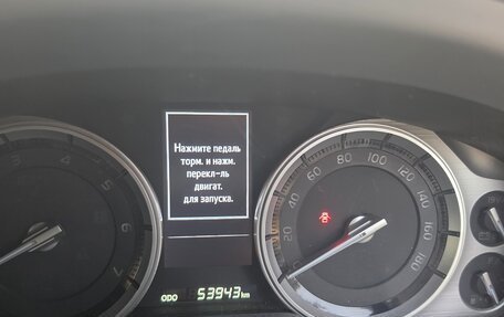 Toyota Land Cruiser 200, 2019 год, 8 800 000 рублей, 13 фотография