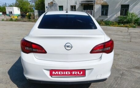 Opel Astra J, 2013 год, 750 000 рублей, 10 фотография
