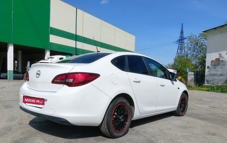 Opel Astra J, 2013 год, 750 000 рублей, 9 фотография