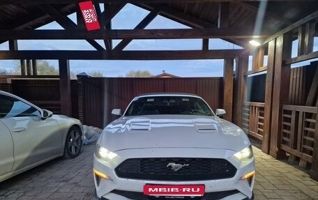 Ford Mustang VI рестайлинг, 2019 год, 2 800 000 рублей, 2 фотография