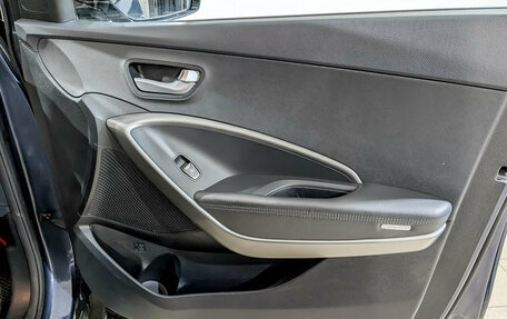 Hyundai Santa Fe III рестайлинг, 2017 год, 2 100 000 рублей, 24 фотография