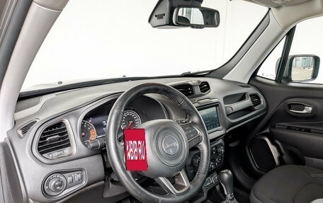 Jeep Renegade I рестайлинг, 2019 год, 1 900 000 рублей, 16 фотография