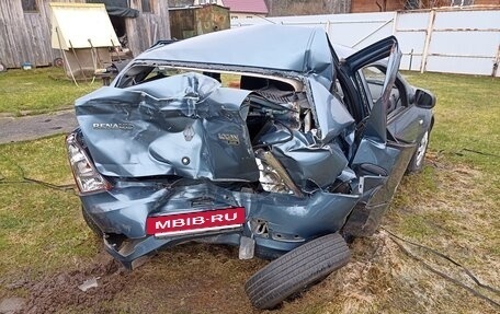 Renault Logan I, 2012 год, 250 000 рублей, 3 фотография