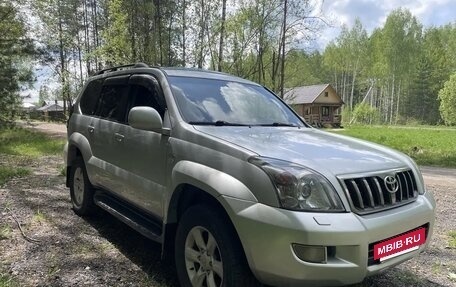 Toyota Land Cruiser Prado 120 рестайлинг, 2007 год, 2 200 000 рублей, 3 фотография