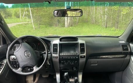 Toyota Land Cruiser Prado 120 рестайлинг, 2007 год, 2 200 000 рублей, 9 фотография