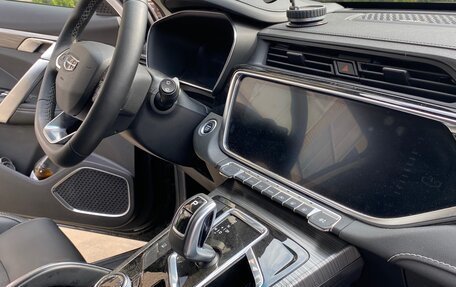 Geely Atlas, 2022 год, 2 200 000 рублей, 5 фотография