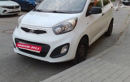 KIA Picanto II, 2011 год, 680 000 рублей, 2 фотография