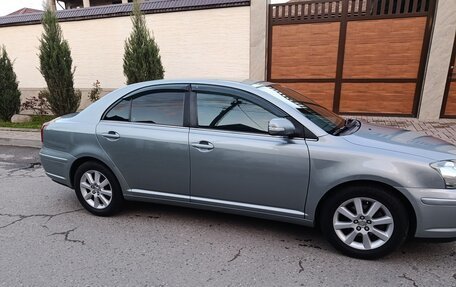 Toyota Avensis III рестайлинг, 2007 год, 1 000 000 рублей, 4 фотография