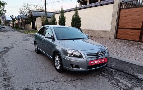 Toyota Avensis III рестайлинг, 2007 год, 1 000 000 рублей, 2 фотография