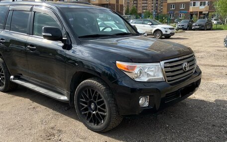 Toyota Land Cruiser 200, 2015 год, 3 874 000 рублей, 2 фотография