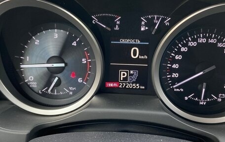 Toyota Land Cruiser 200, 2015 год, 3 874 000 рублей, 16 фотография