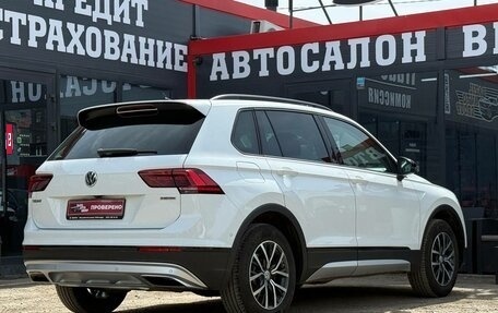 Volkswagen Tiguan II, 2019 год, 2 170 000 рублей, 10 фотография
