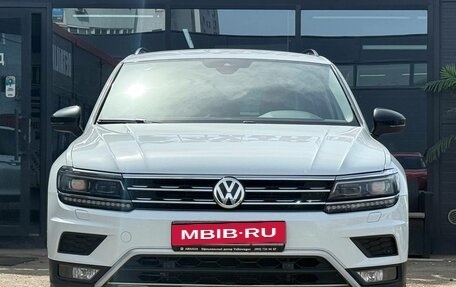 Volkswagen Tiguan II, 2019 год, 2 170 000 рублей, 3 фотография