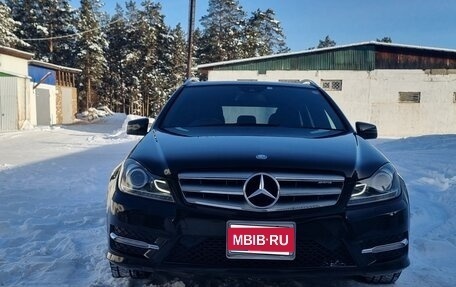 Mercedes-Benz C-Класс, 2012 год, 1 600 000 рублей, 1 фотография