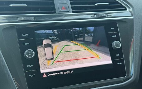 Volkswagen Tiguan II, 2019 год, 2 170 000 рублей, 17 фотография