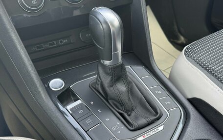 Volkswagen Tiguan II, 2019 год, 2 170 000 рублей, 20 фотография
