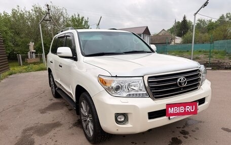 Toyota Land Cruiser 200, 2012 год, 3 100 000 рублей, 2 фотография