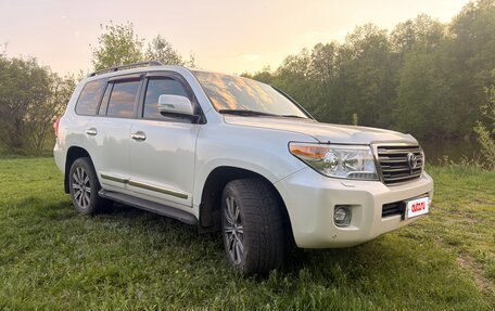 Toyota Land Cruiser 200, 2012 год, 3 100 000 рублей, 7 фотография