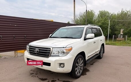 Toyota Land Cruiser 200, 2012 год, 3 100 000 рублей, 6 фотография