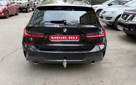 BMW 3 серия, 2019 год, 4 800 000 рублей, 18 фотография