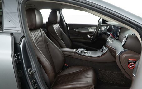 Mercedes-Benz CLS, 2019 год, 4 839 444 рублей, 8 фотография