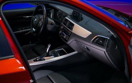 BMW 1 серия, 2017 год, 1 780 000 рублей, 13 фотография