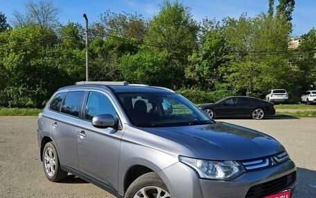 Mitsubishi Outlander III рестайлинг 3, 2012 год, 1 400 000 рублей, 1 фотография