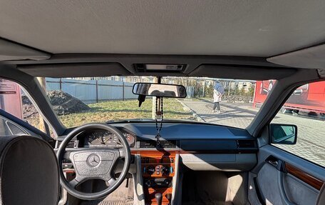 Mercedes-Benz E-Класс, 1993 год, 200 000 рублей, 1 фотография