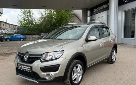 Renault Sandero II рестайлинг, 2016 год, 985 000 рублей, 3 фотография