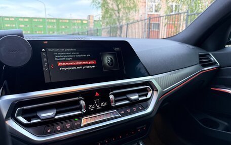 BMW 3 серия, 2019 год, 3 390 000 рублей, 21 фотография