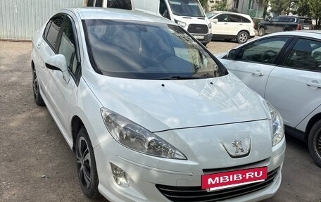 Peugeot 408 I рестайлинг, 2013 год, 720 000 рублей, 3 фотография