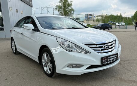 Hyundai Sonata VI, 2010 год, 1 075 000 рублей, 4 фотография
