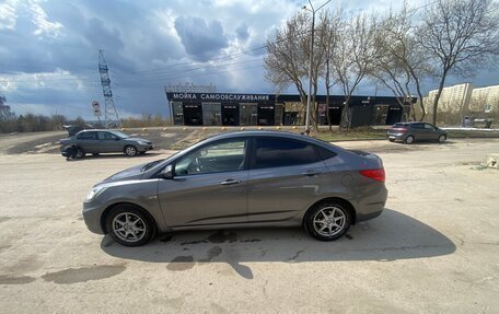Hyundai Solaris II рестайлинг, 2011 год, 550 000 рублей, 7 фотография