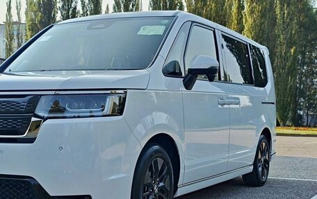 Honda Stepwgn, 2026 год, 2 600 000 рублей, 24 фотография