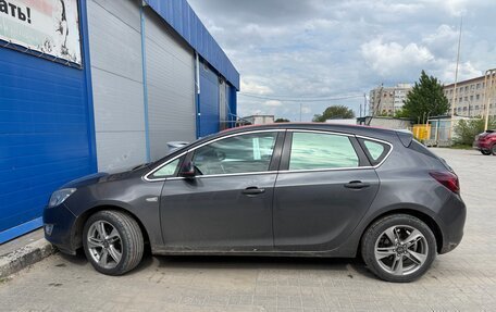 Opel Astra J, 2012 год, 690 000 рублей, 3 фотография