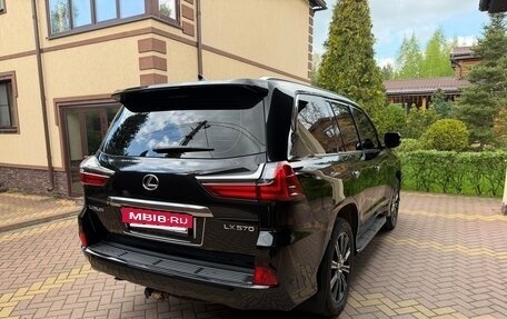 Lexus LX III, 2017 год, 9 000 000 рублей, 4 фотография