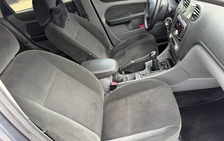 Ford Focus II рестайлинг, 2008 год, 750 000 рублей, 17 фотография