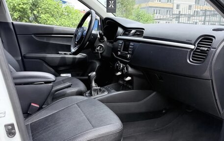 KIA Rio IV, 2017 год, 1 100 000 рублей, 12 фотография