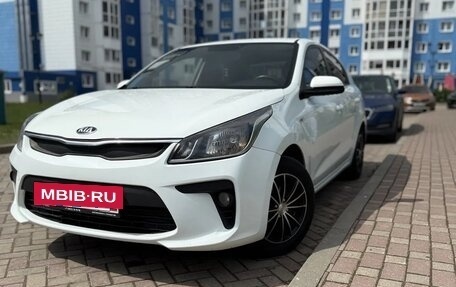 KIA Rio IV, 2017 год, 1 100 000 рублей, 3 фотография