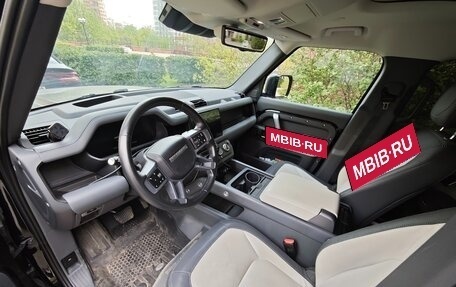 Land Rover Defender II, 2024 год, 11 200 000 рублей, 7 фотография