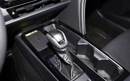 Toyota Camry, 2025 год, 3 990 000 рублей, 8 фотография