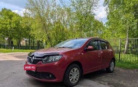 Renault Sandero II рестайлинг, 2014 год, 795 000 рублей, 18 фотография