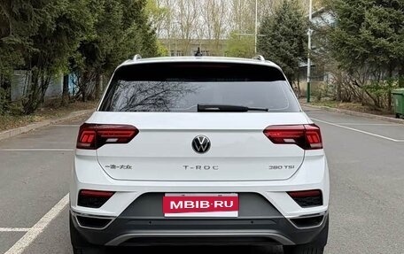 Volkswagen T-Roc I, 2023 год, 1 845 000 рублей, 7 фотография