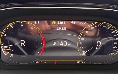 Volkswagen T-Roc I, 2023 год, 1 845 000 рублей, 17 фотография