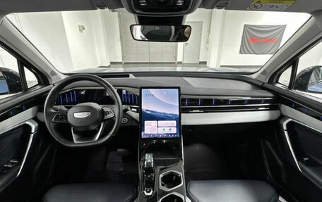 Geely Atlas, 2023 год, 3 000 000 рублей, 11 фотография
